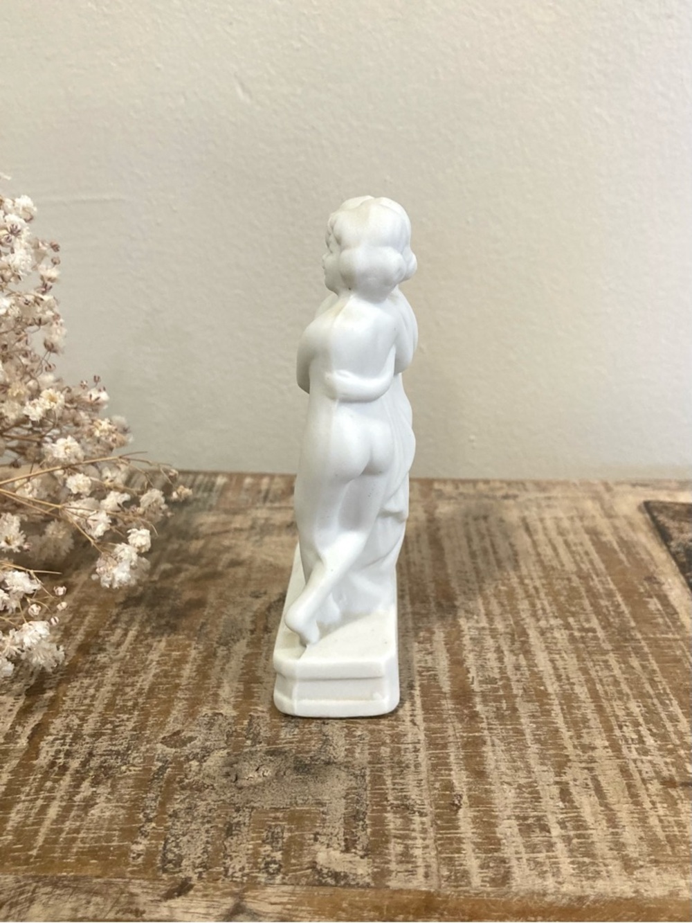 Vintage Ceramic Figure “The Three Graces" Made in Japan - Picture 4 of 11